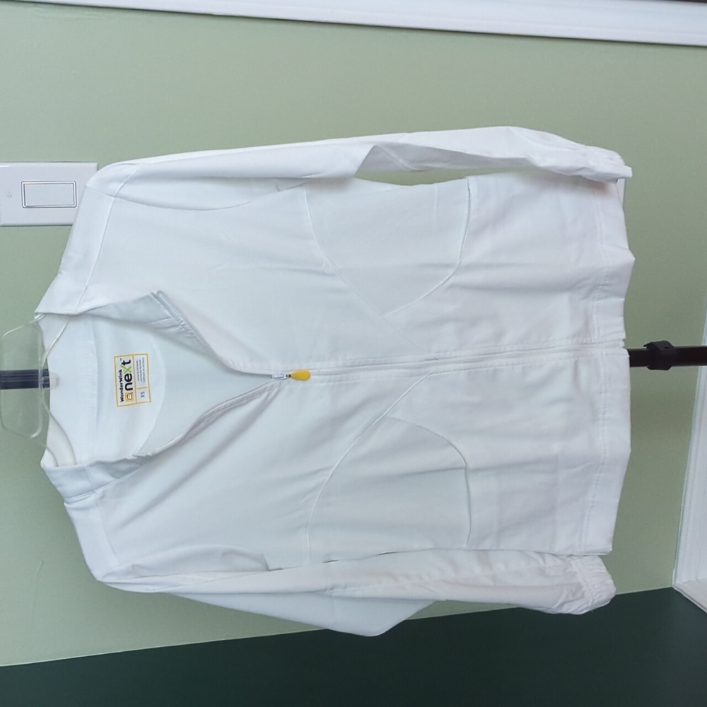 WonderWink scrub jacket